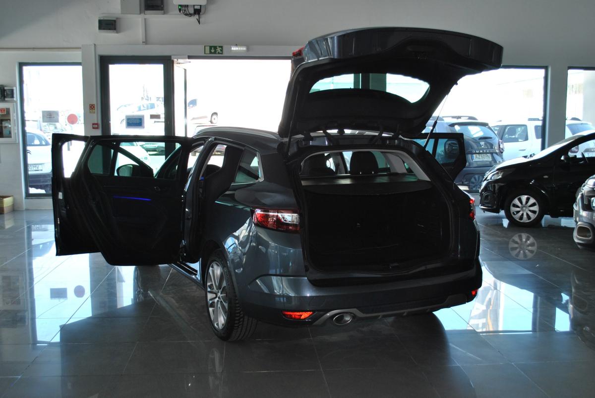 renault-megane-sport-tourer-2019-diesel-1461cc