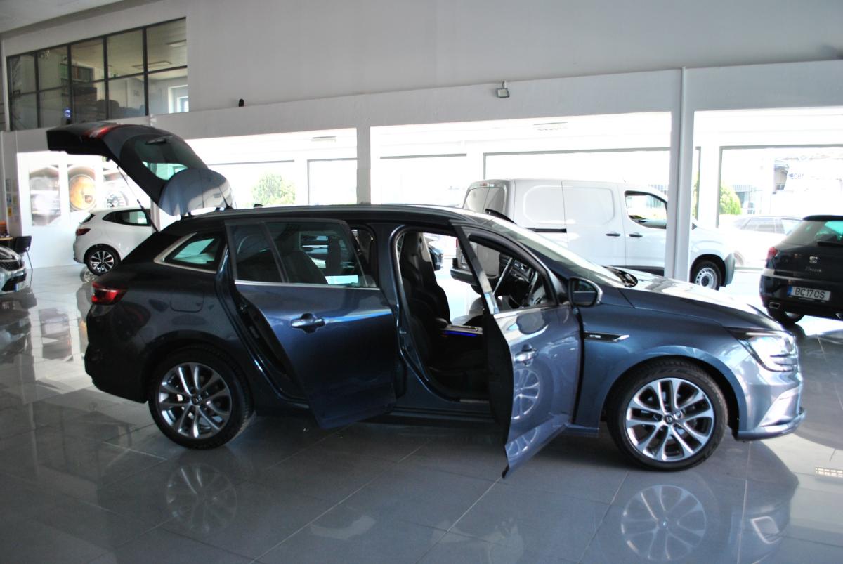 renault-megane-sport-tourer-2019-diesel-1461cc