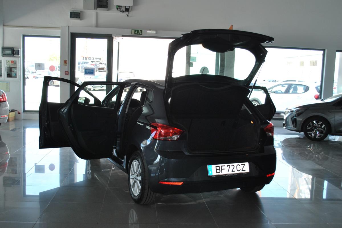 seat-ibiza-2023-gasolina-999cc