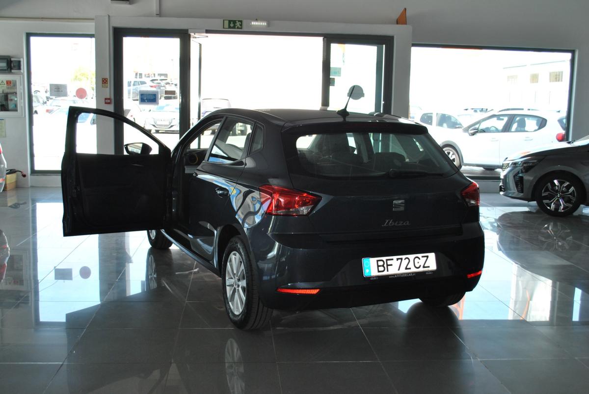 seat-ibiza-2023-gasolina-999cc