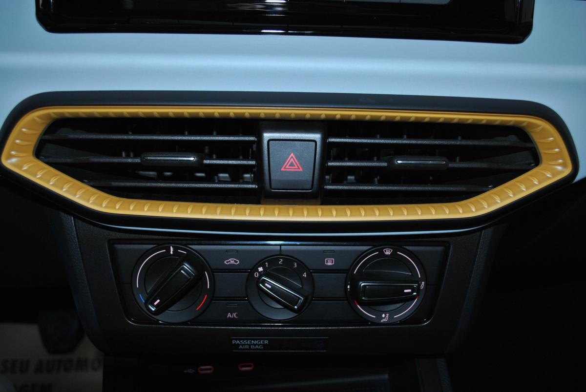 seat-ibiza-2023-gasolina-999cc