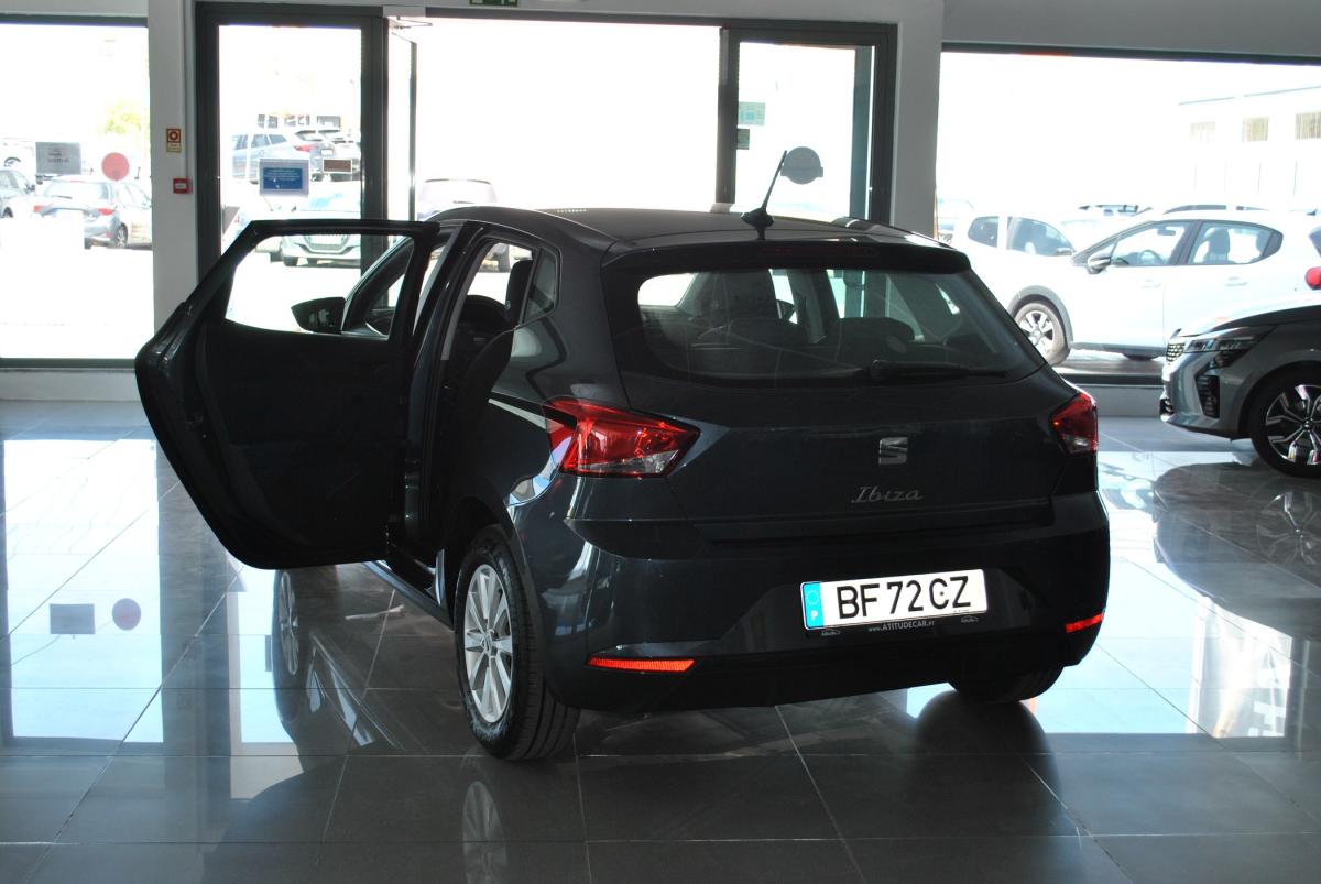 seat-ibiza-2023-gasolina-999cc