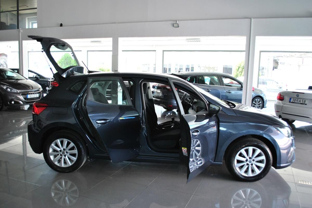 seat-ibiza-2023-gasolina-999cc