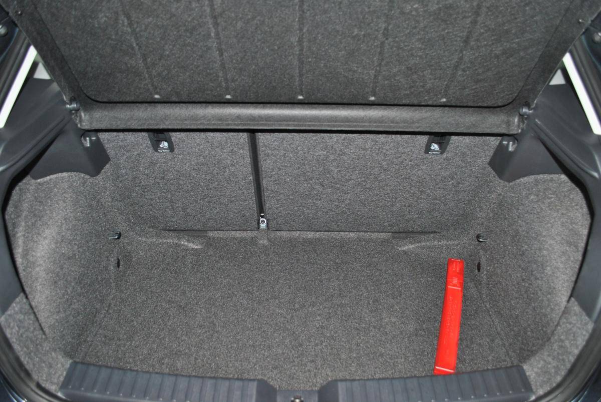 seat-ibiza-2023-gasolina-999cc