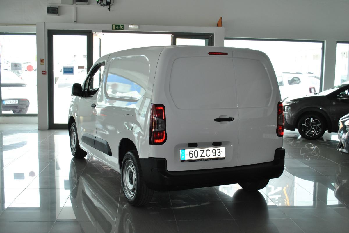 peugeot-partner-2019-diesel-1560cc
