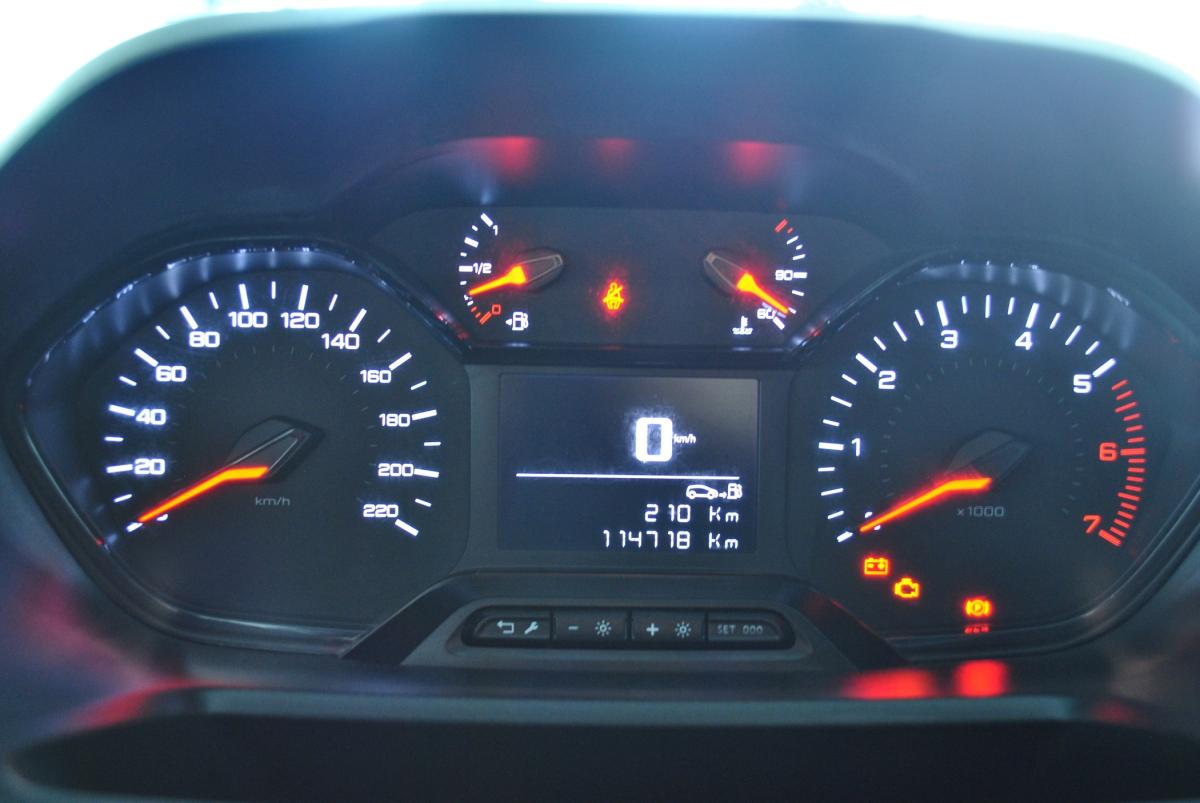 peugeot-partner-2019-diesel-1560cc