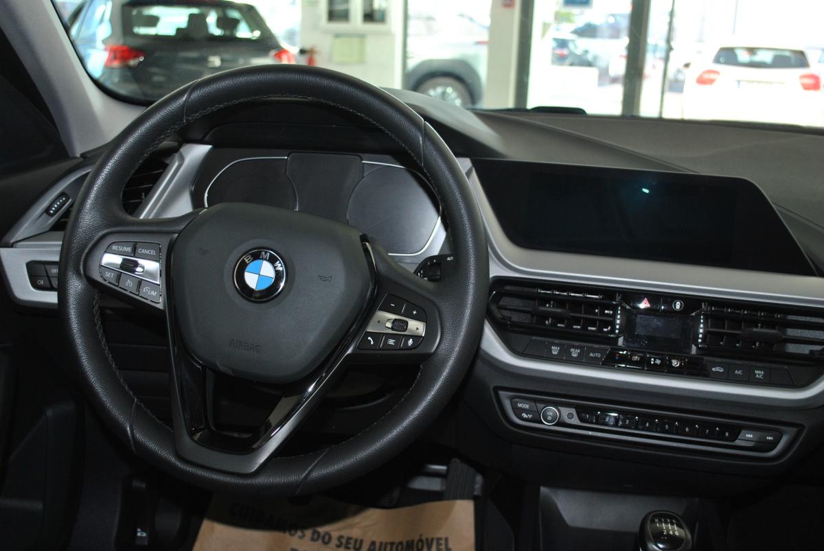 bmw-serie-1-2022-diesel-1496cc