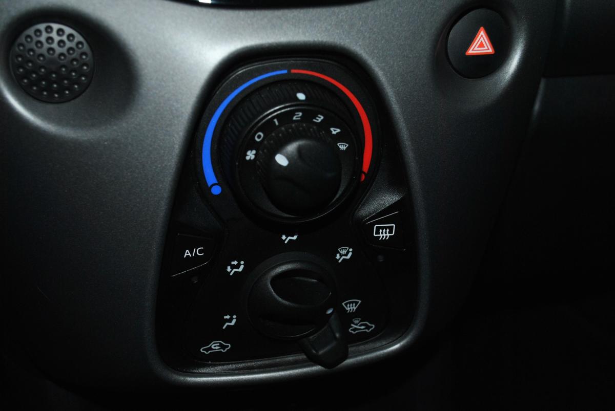 toyota-aygo-2021-gasolina-998cc