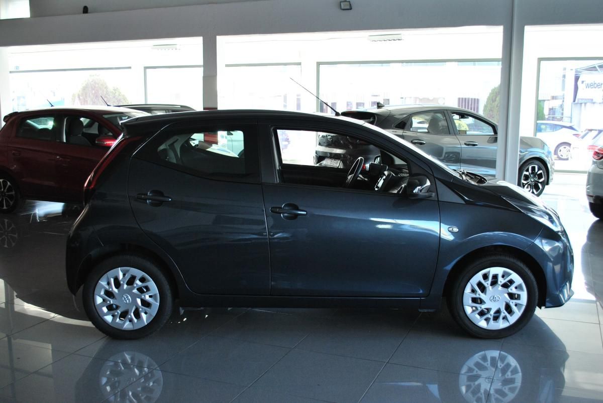 toyota-aygo-2021-gasolina-998cc
