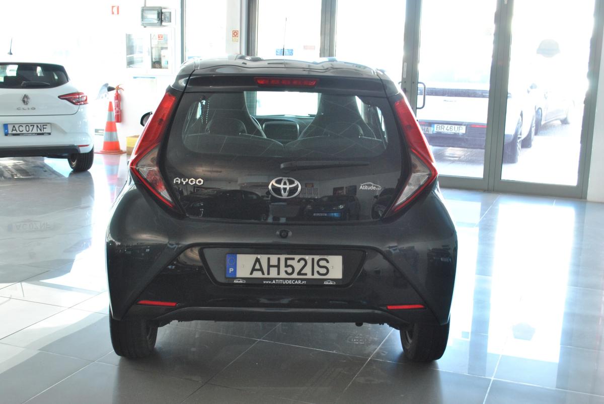 toyota-aygo-2021-gasolina-998cc