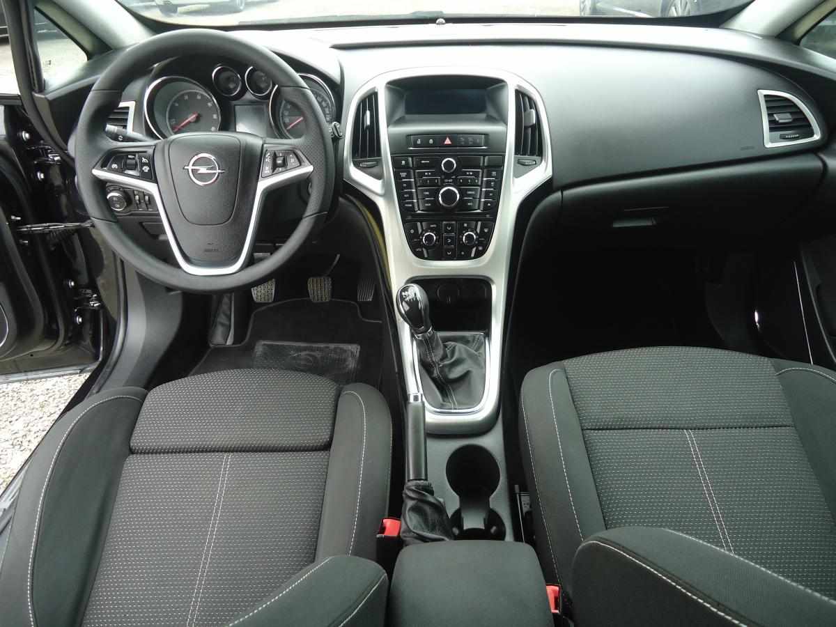 opel-astra-gtc-2012-diesel-1686cc
