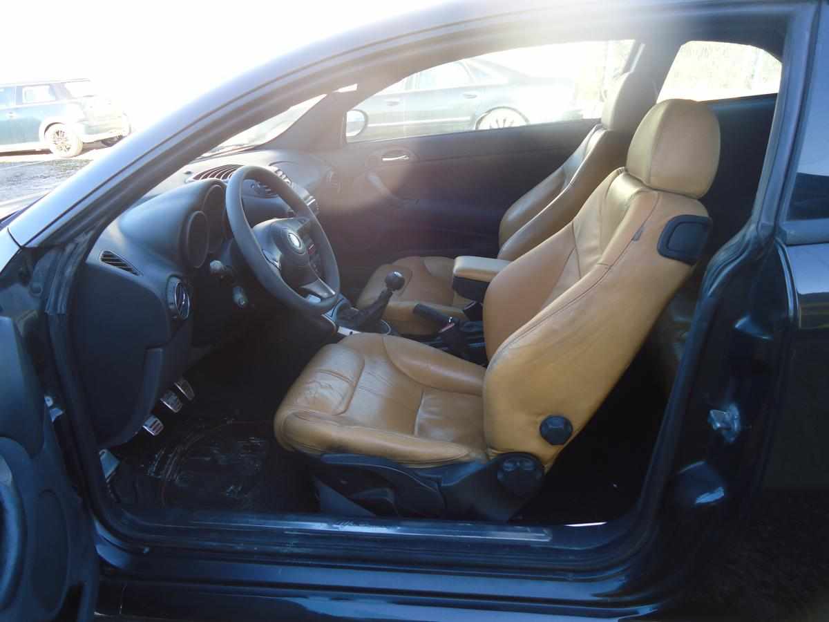alfa-romeo-gt-1-9-jtdm-16v-2005-diesel-1910cc