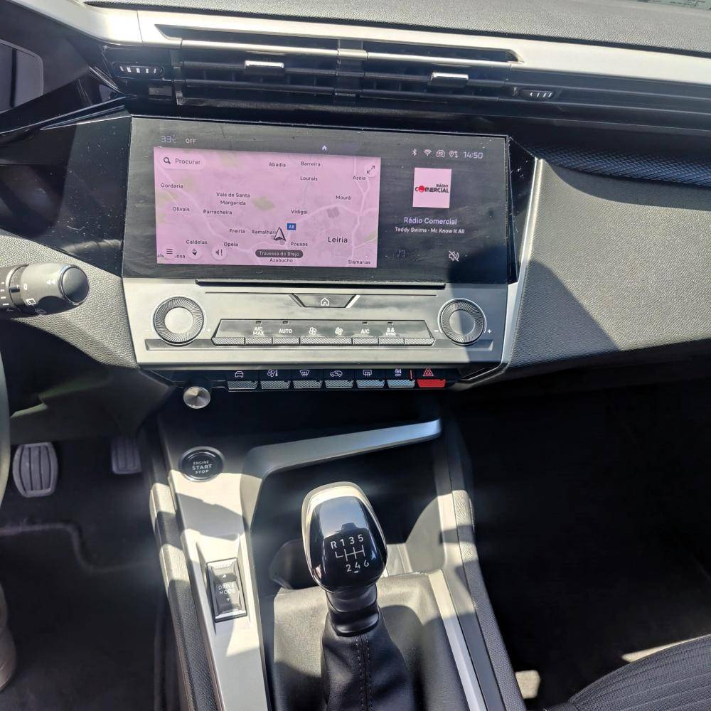 peugeot-308-2022-gasolina-1199cc