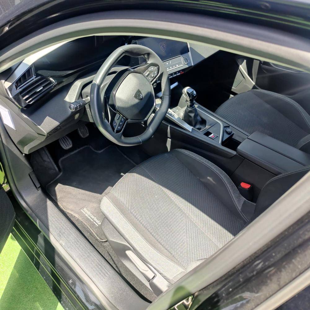 peugeot-308-2022-gasolina-1199cc