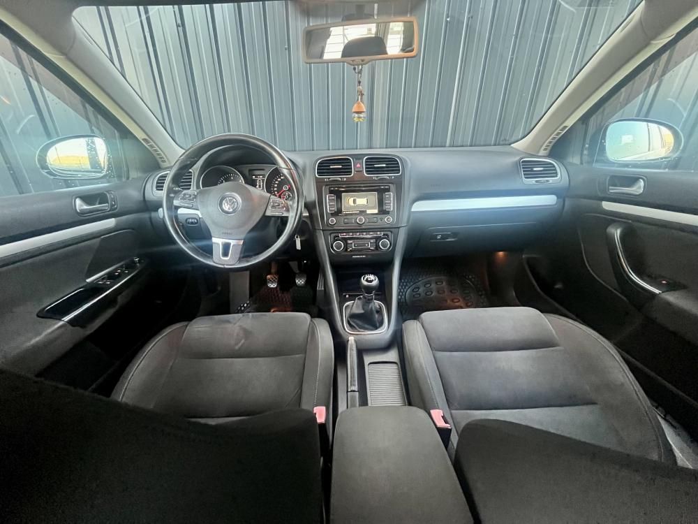 volkswagen-golf-variant-2011-diesel-1598cc