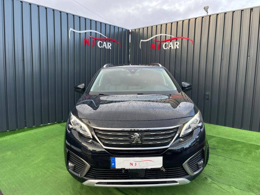 peugeot-5008-2018-diesel-1500cc