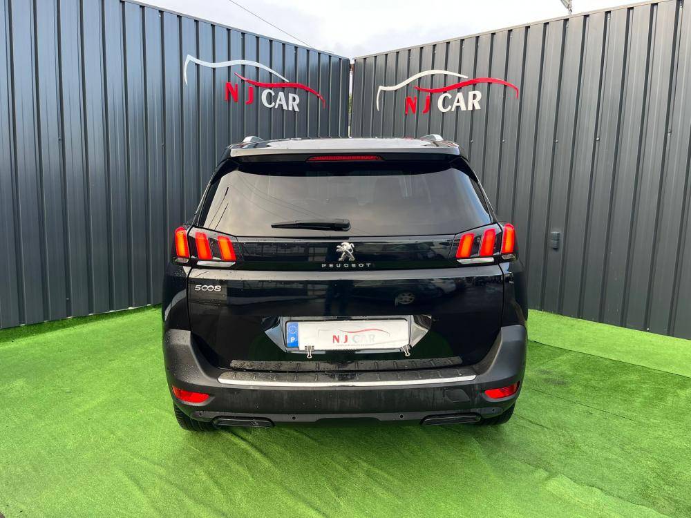 peugeot-5008-2018-diesel-1500cc
