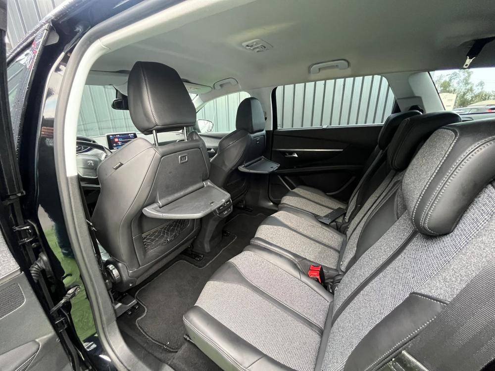 peugeot-5008-2018-diesel-1500cc