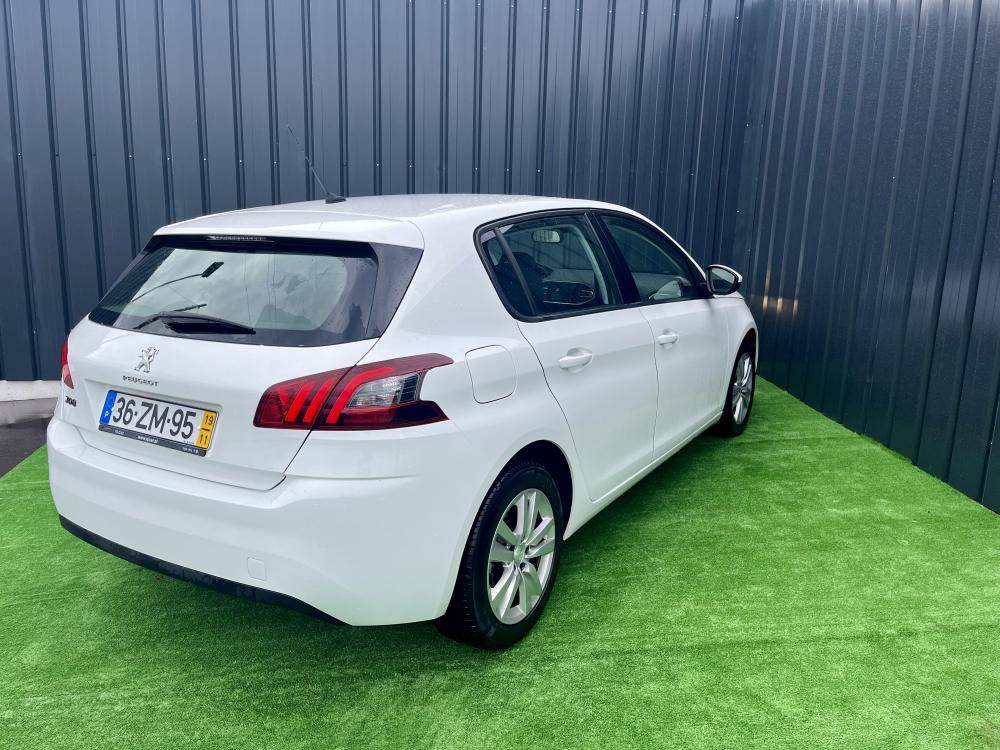 peugeot-308-2019-diesel-1499cc
