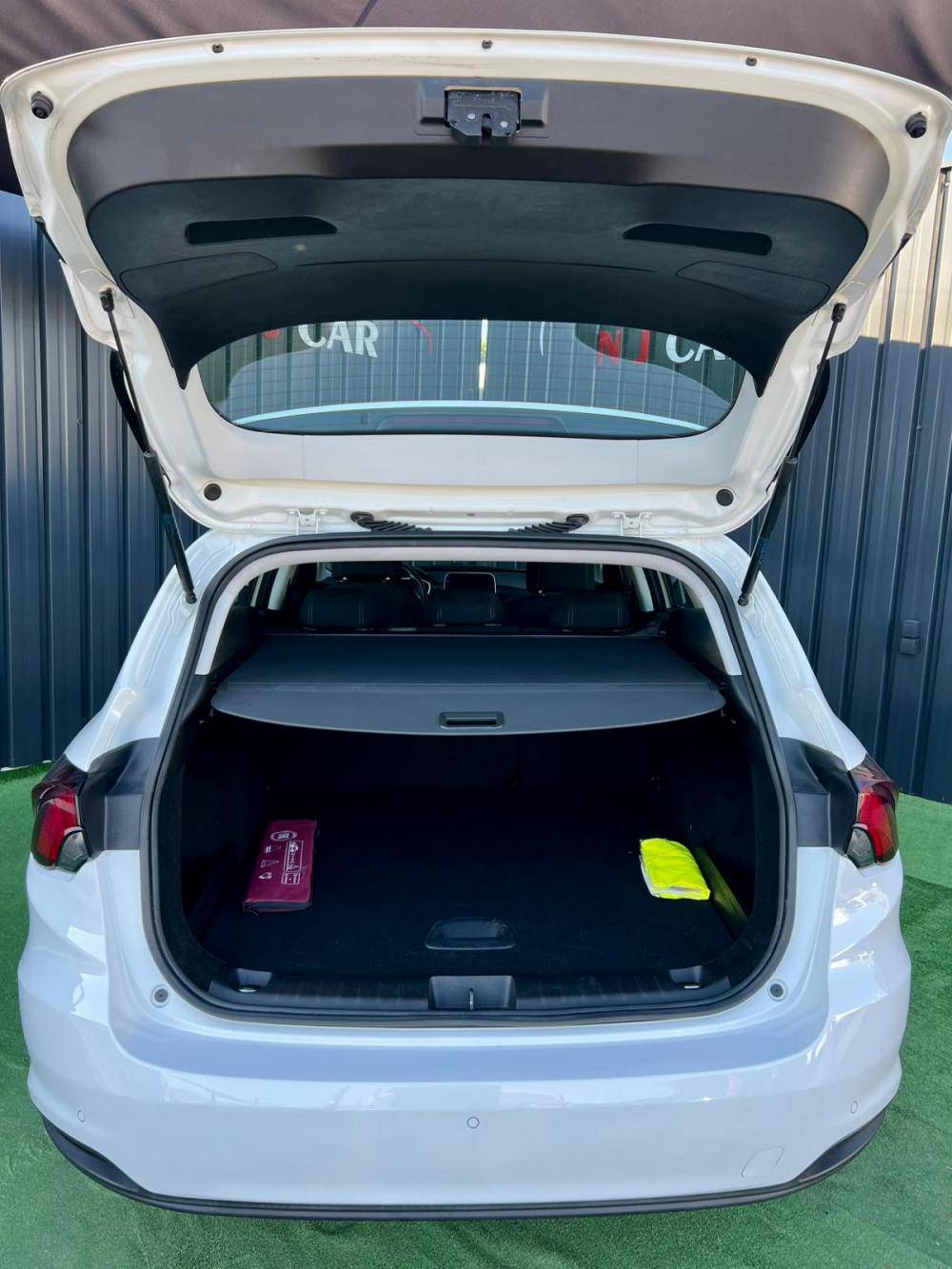 fiat-tipo-station-wagon-2020-diesel-1248cc