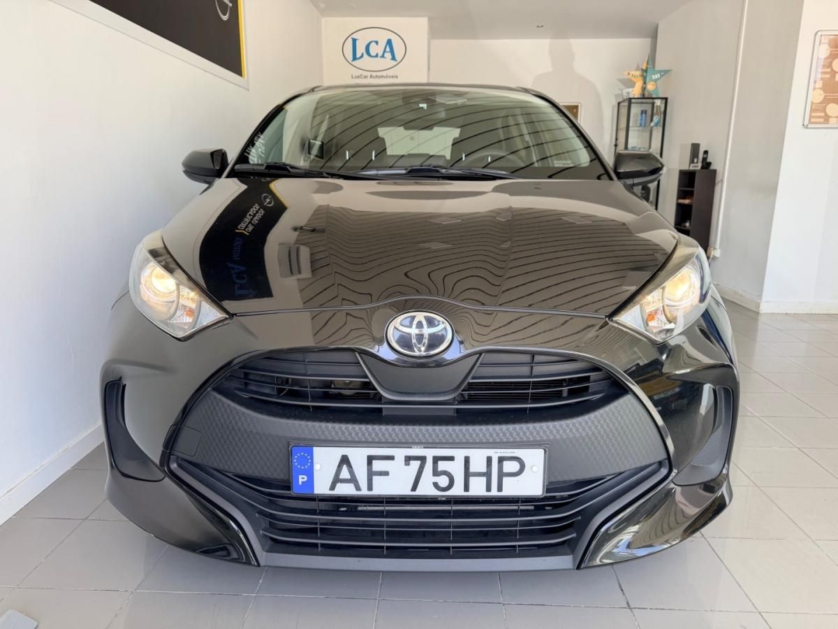 toyota-yaris-2021-gasolina-998cc