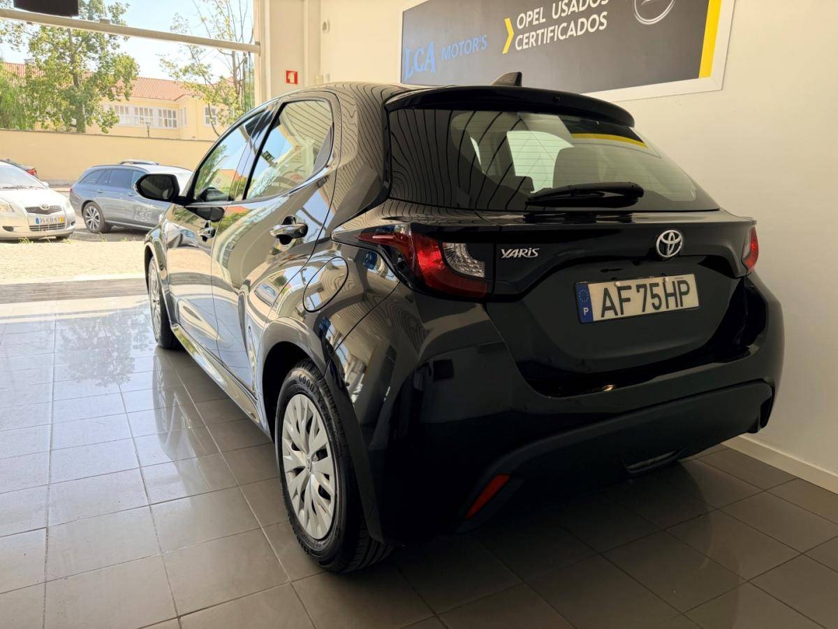 toyota-yaris-2021-gasolina-998cc