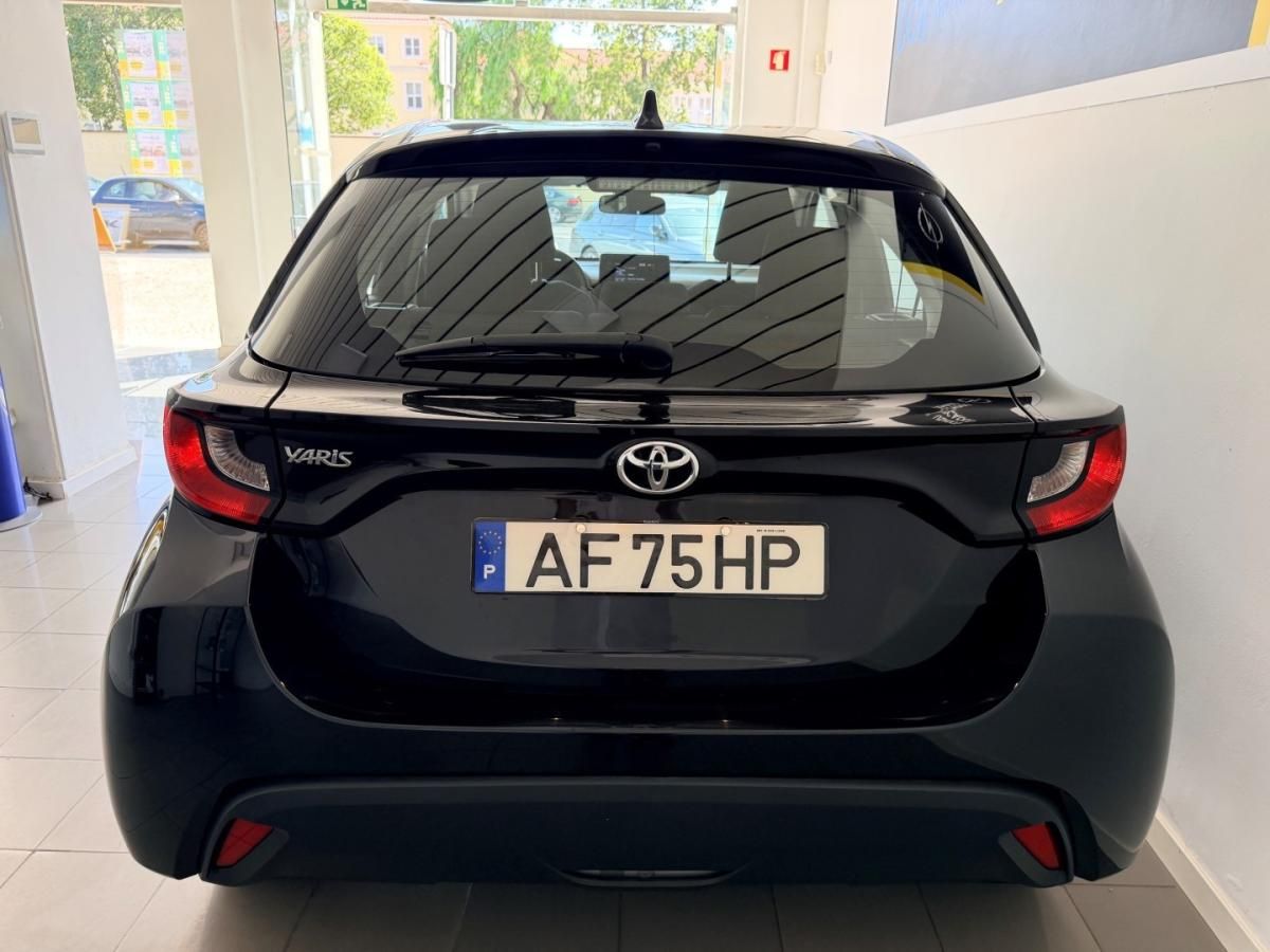 toyota-yaris-2021-gasolina-998cc