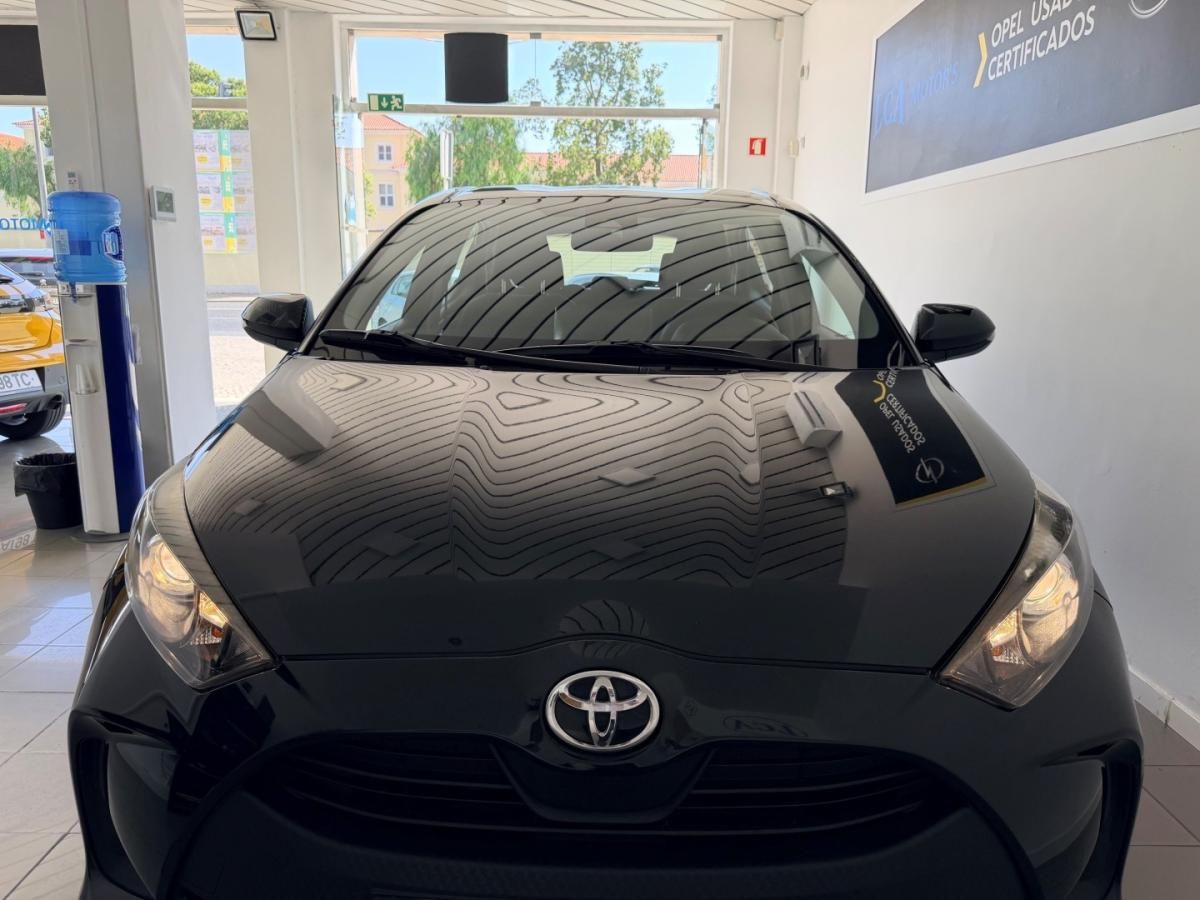 toyota-yaris-2021-gasolina-998cc