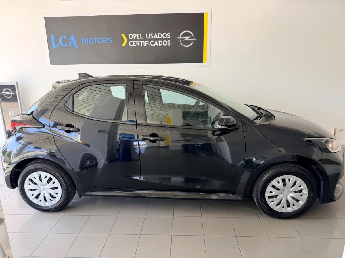 toyota-yaris-2021-gasolina-998cc