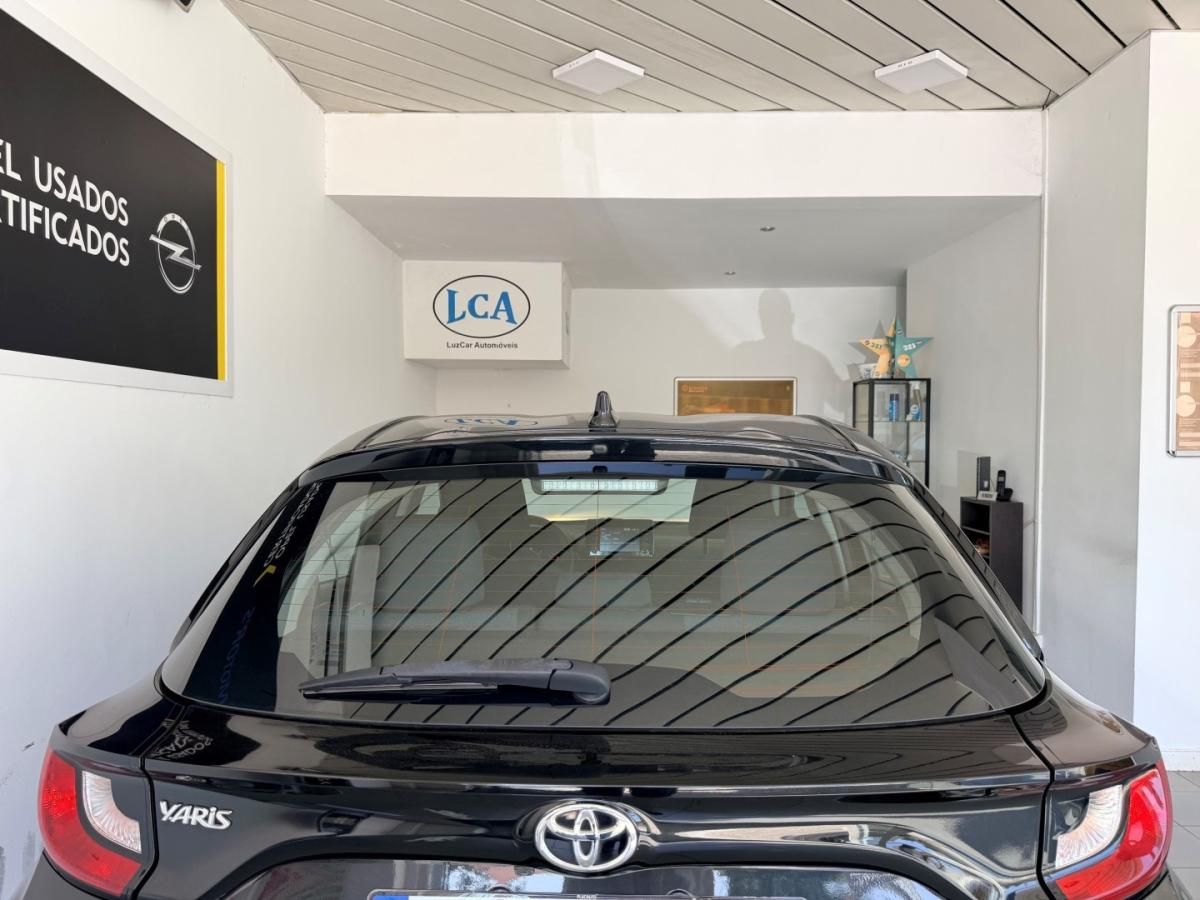 toyota-yaris-2021-gasolina-998cc