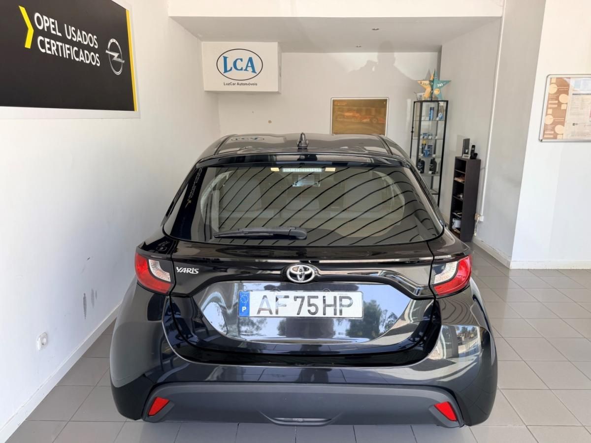 toyota-yaris-2021-gasolina-998cc