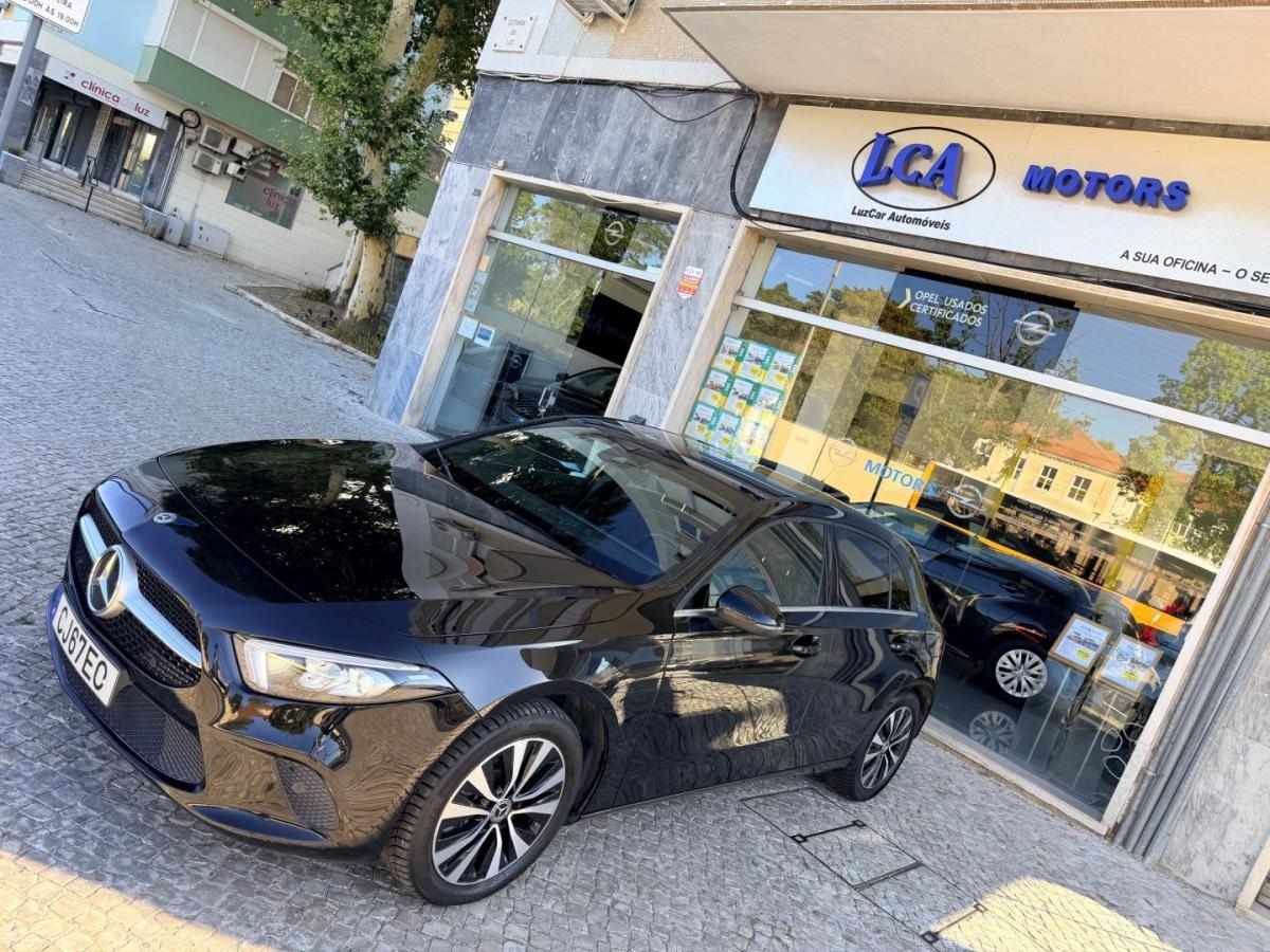 mercedes-benz-classe-a-2022-hibrido-1332cc