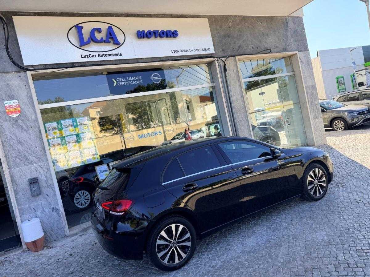 mercedes-benz-classe-a-2022-hibrido-1332cc