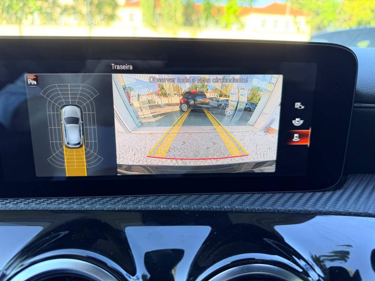 mercedes-benz-classe-a-2022-hibrido-1332cc