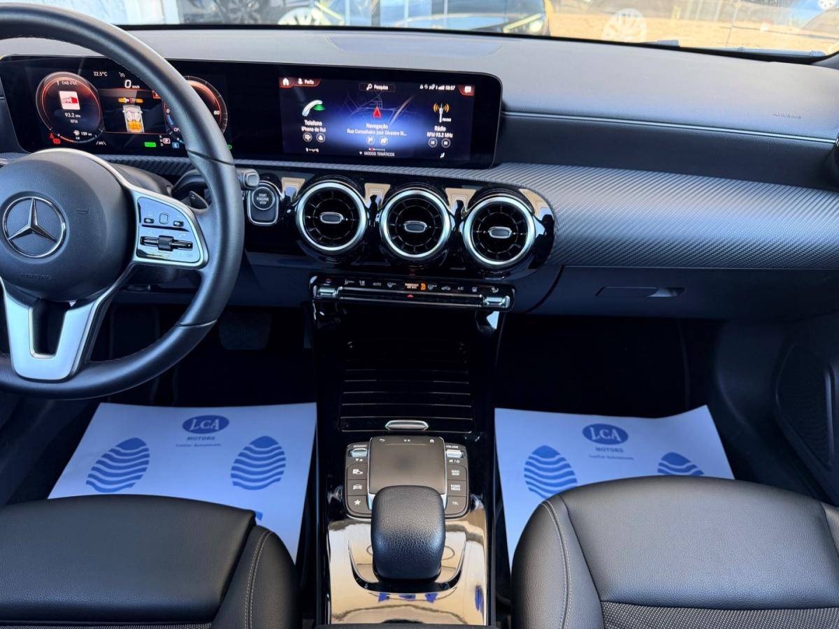 mercedes-benz-classe-a-2022-hibrido-1332cc