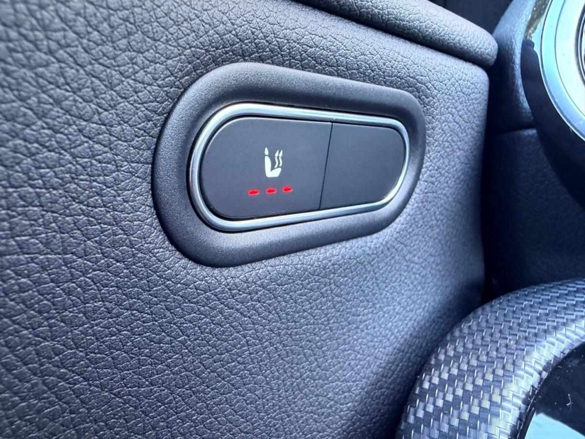 mercedes-benz-classe-a-2022-hibrido-1332cc