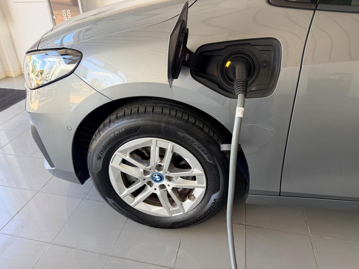 bmw-serie-2-2023-hibrido-1499cc