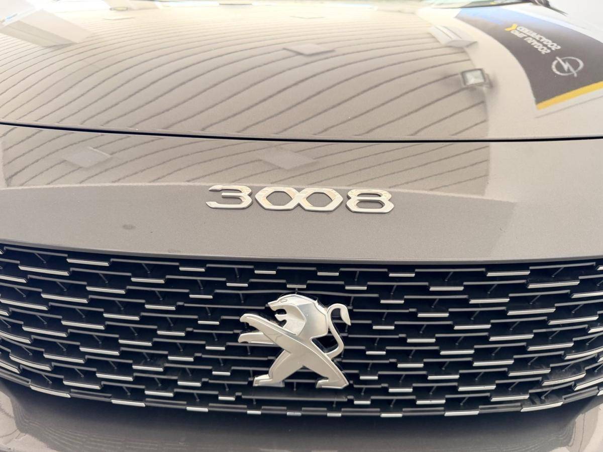 peugeot-3008-2022-hibrido-1598cc