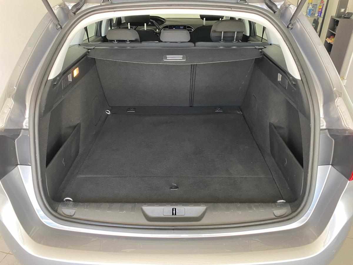 peugeot-308-sw-2021-gasolina-1200cc