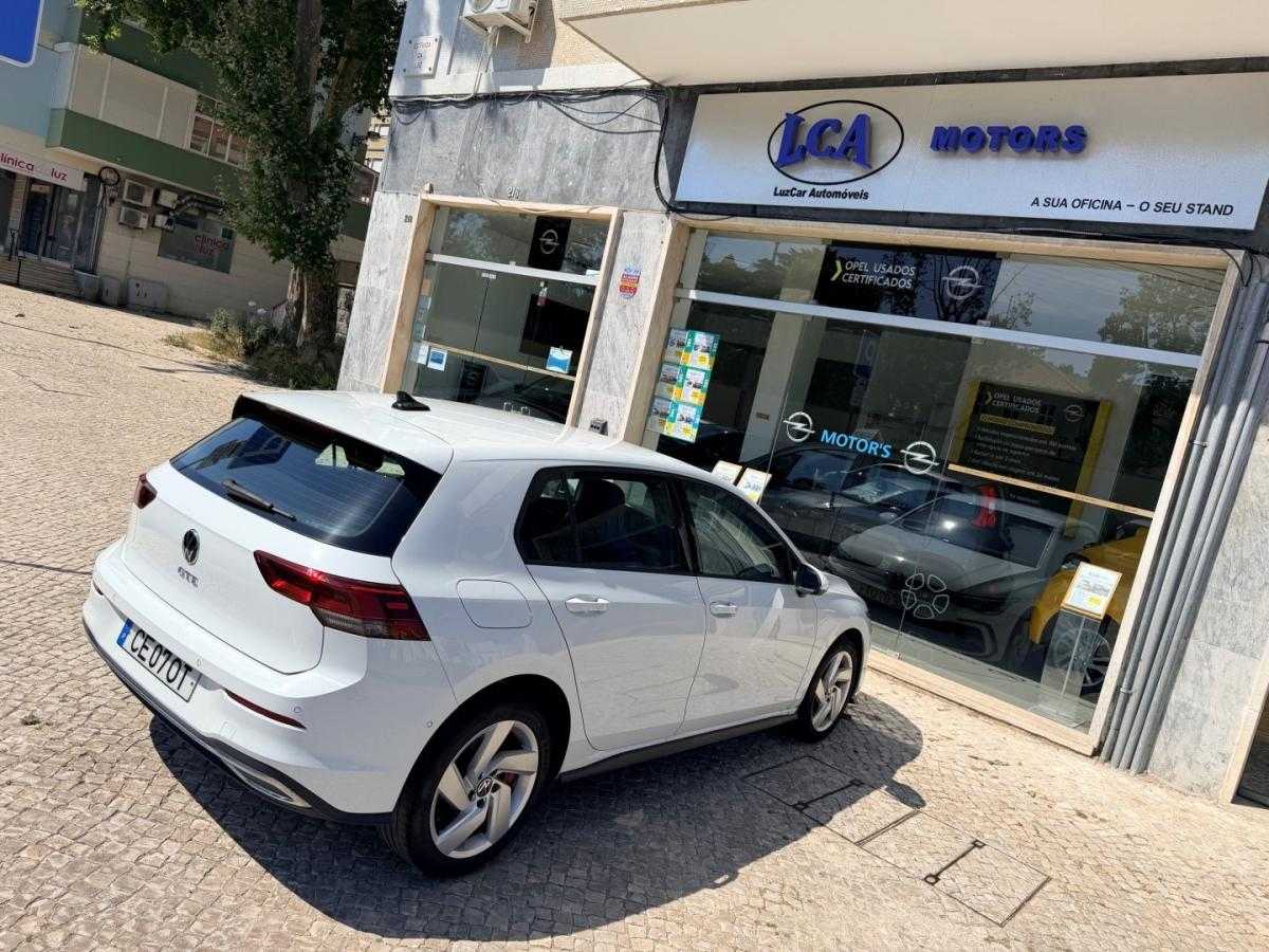 volkswagen-golf-2022-hibrido-1395cc