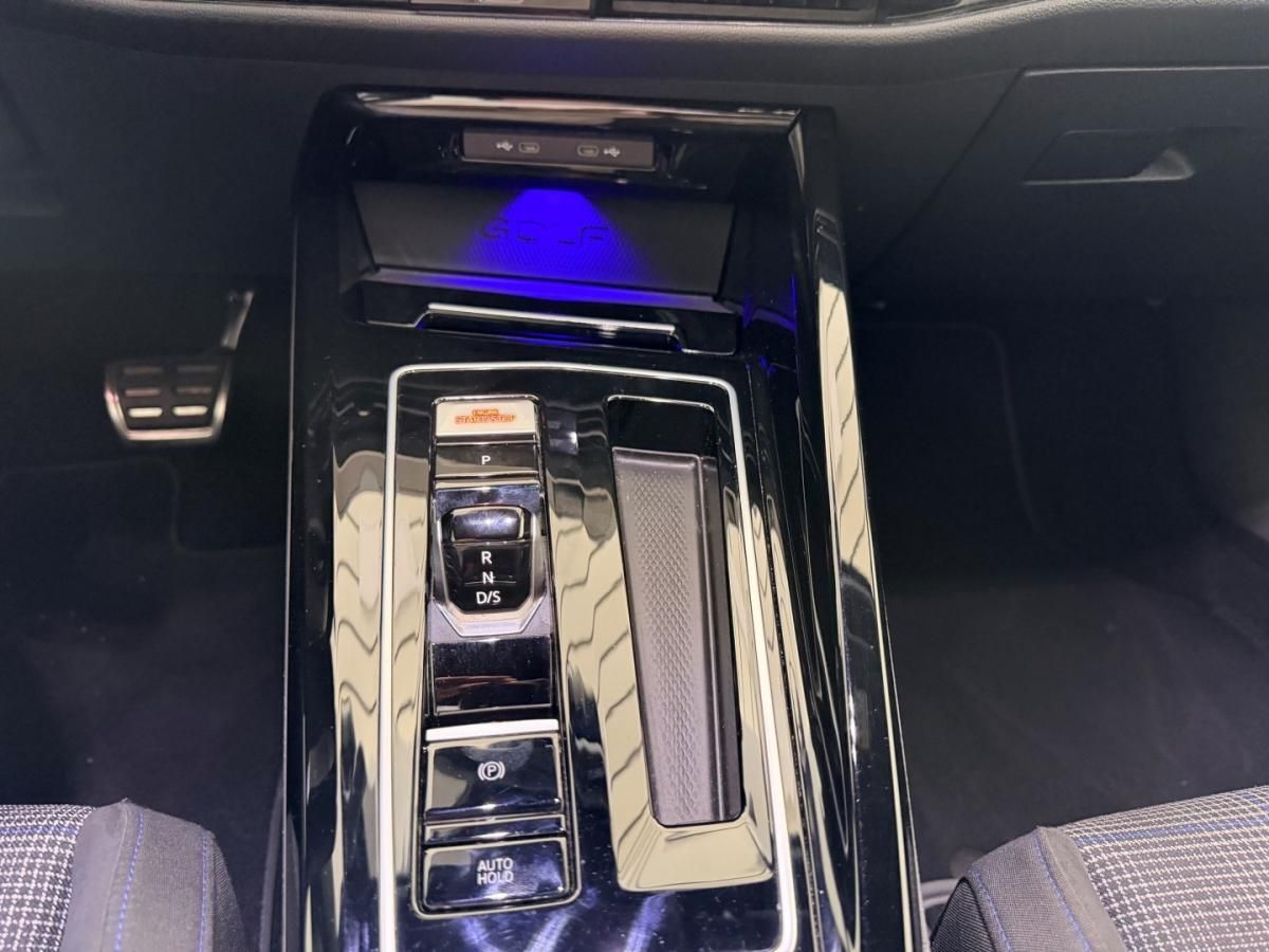 volkswagen-golf-2022-hibrido-1395cc