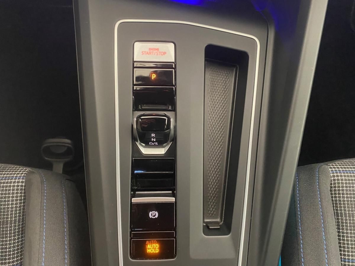 volkswagen-golf-2022-hibrido-1395cc