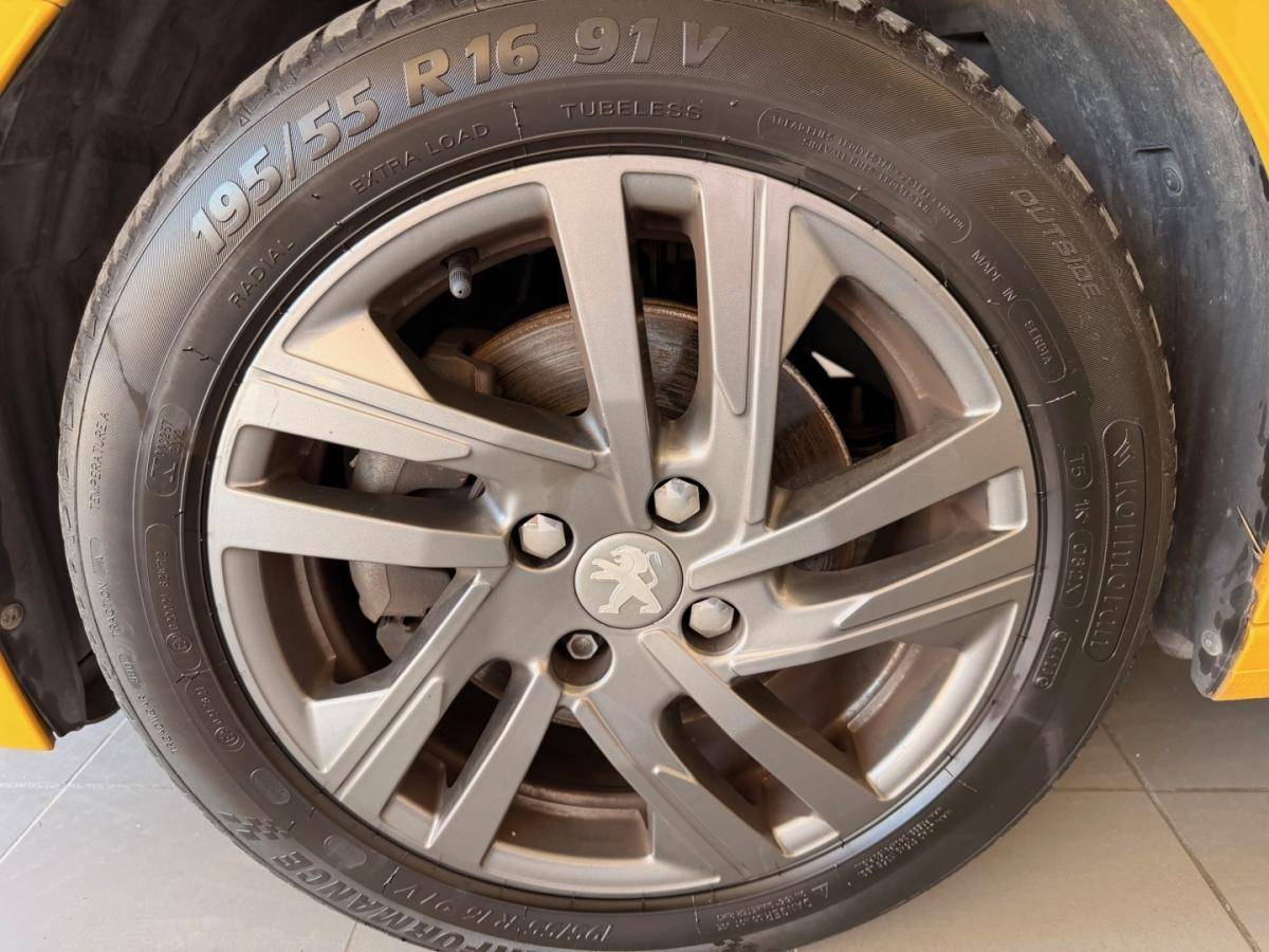 peugeot-208-2021-diesel-1499cc