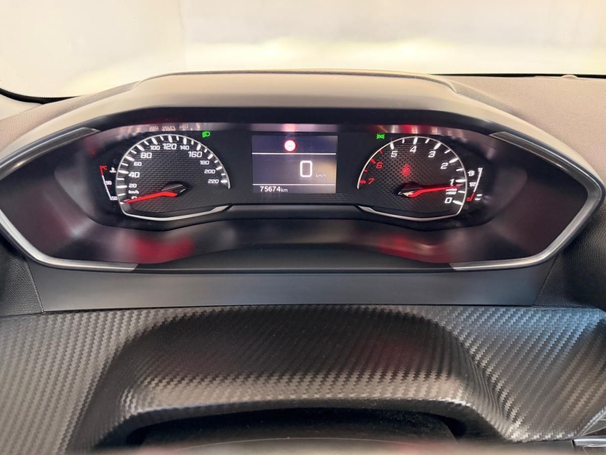 peugeot-208-2021-diesel-1499cc