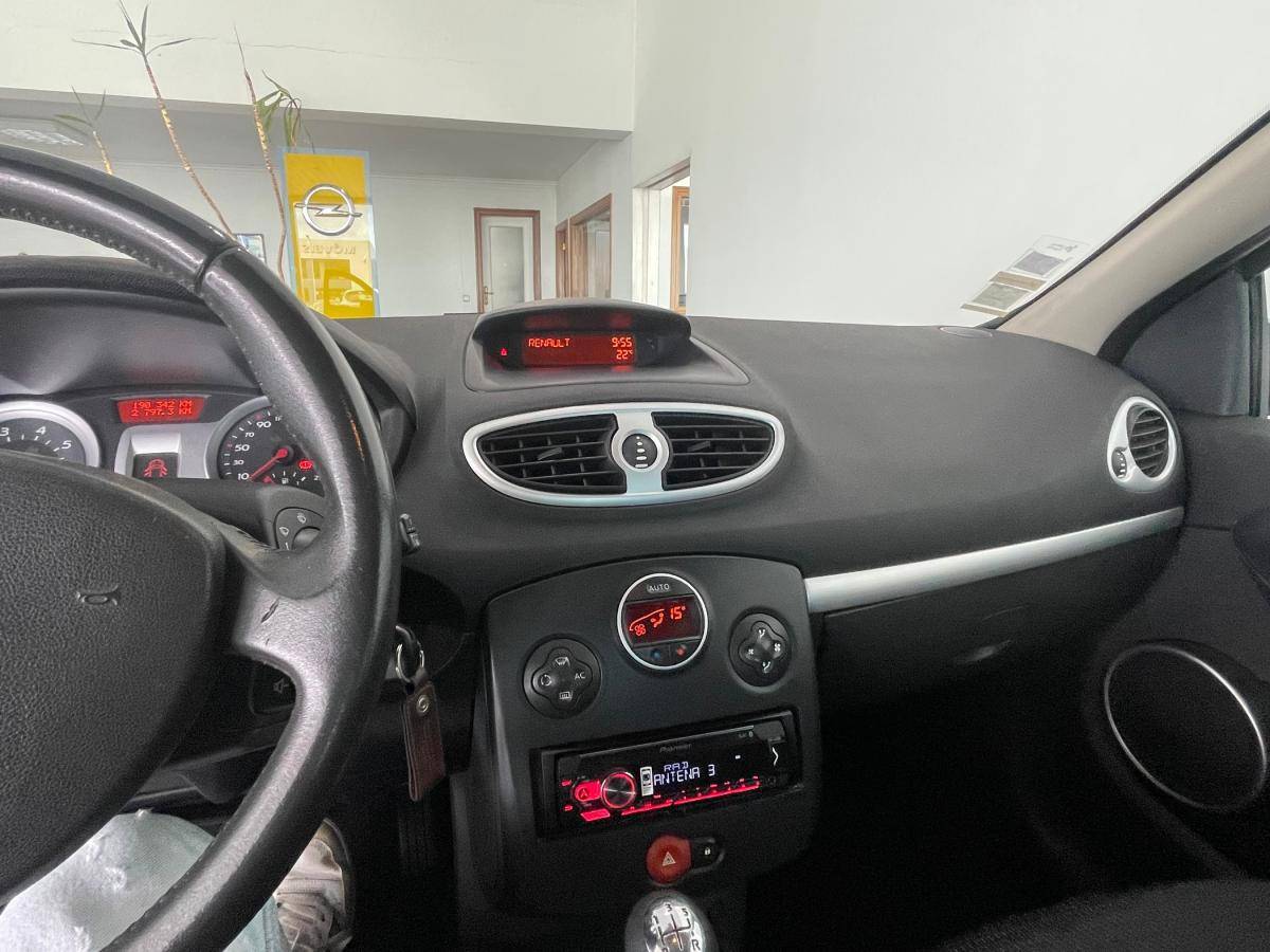 renault-clio-2008-gasolina-1149cc