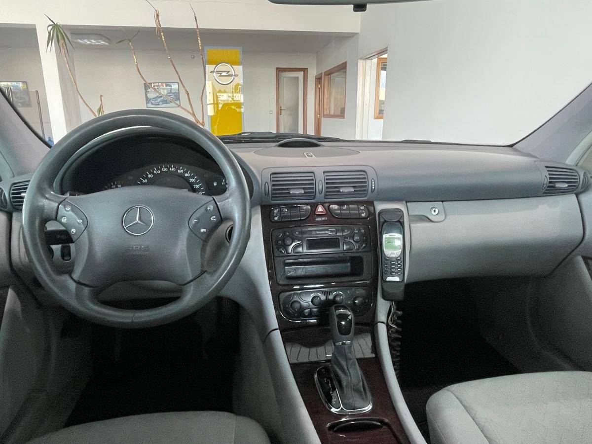 mercedes-benz-classe-c-2002-diesel-2148cc