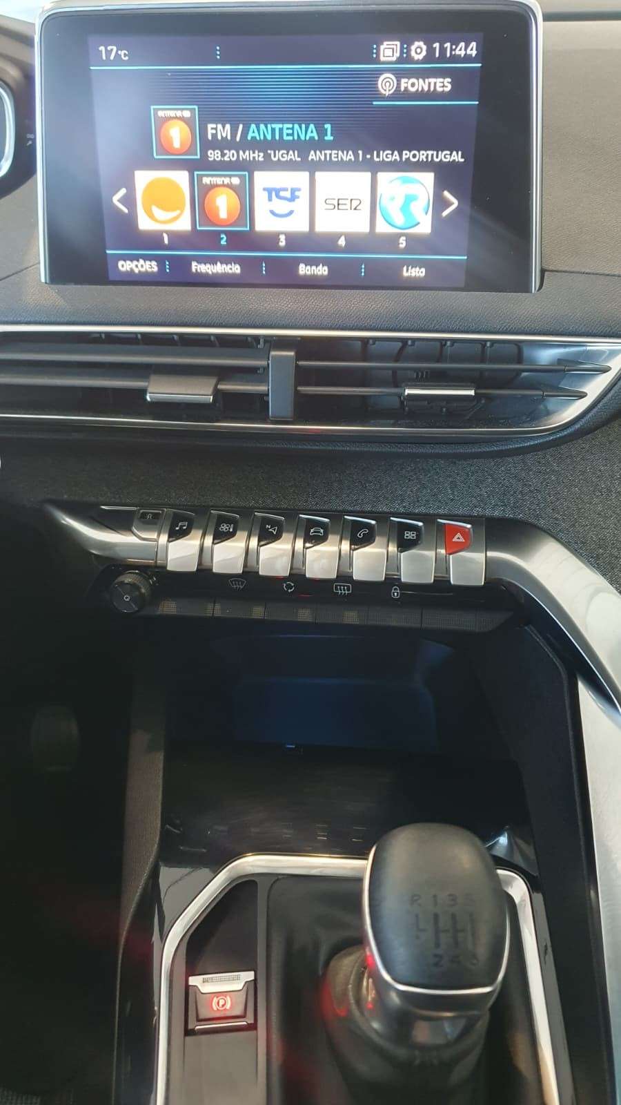 peugeot-3008-2016-diesel-1560cc
