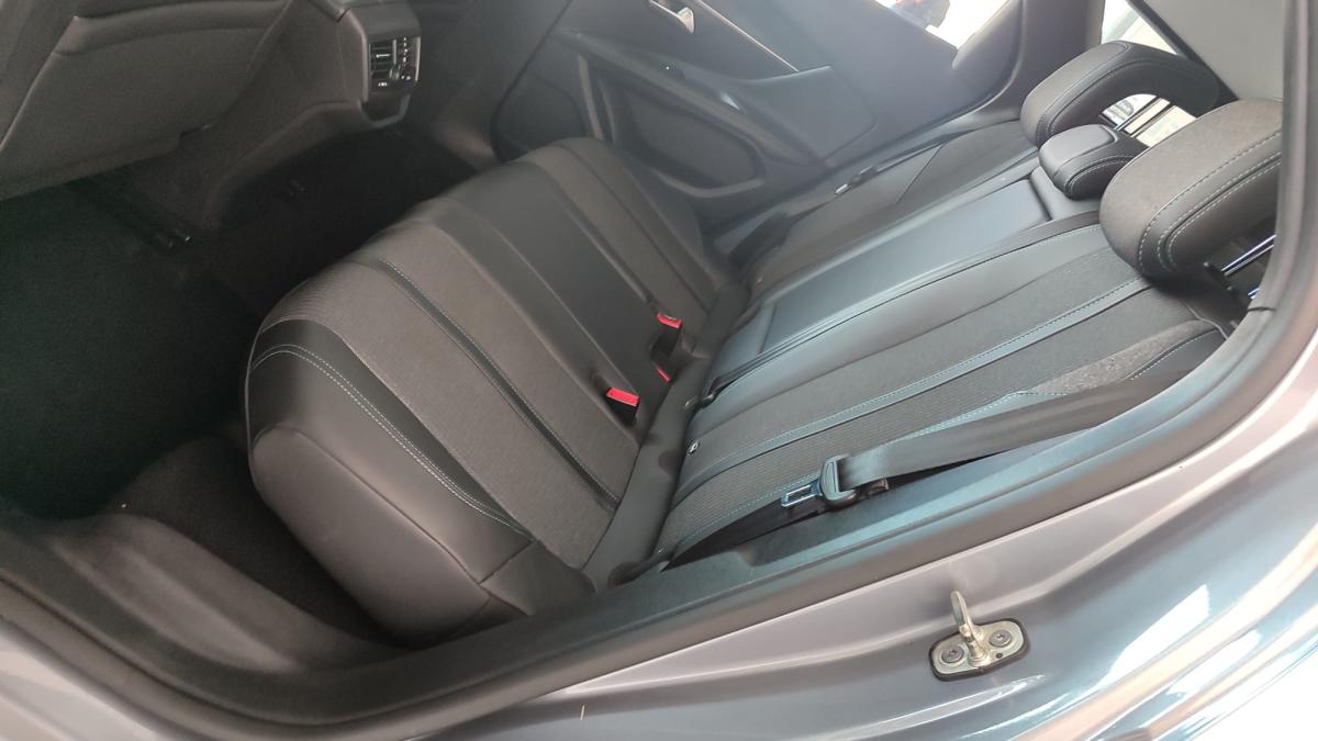 peugeot-3008-2022-diesel-1499cc