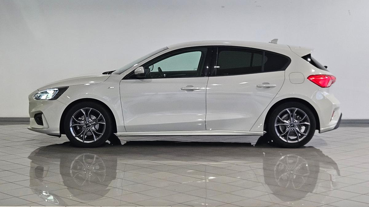 ford-focus-2021-gasolina-998cc