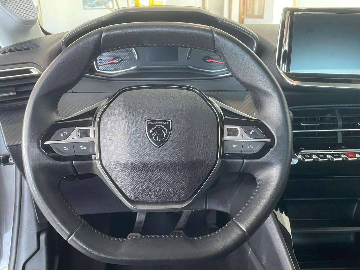 peugeot-208-2024-gasolina-1199cc